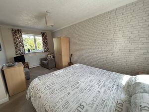 Photo 17- click for photo gallery